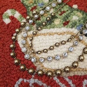 ANN TAYLOR NECKLACE!!! NWT!!!